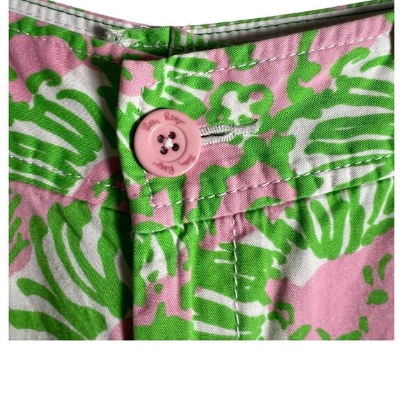 Lilly Pulitzer Callahan Green Pink Sunnyside Lion Print Shorts Size 4 - Picture 2 of 8